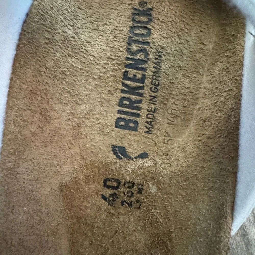 New Birkenstock Arizona sandals in white Women’s size 9 - Picture 7 of 11